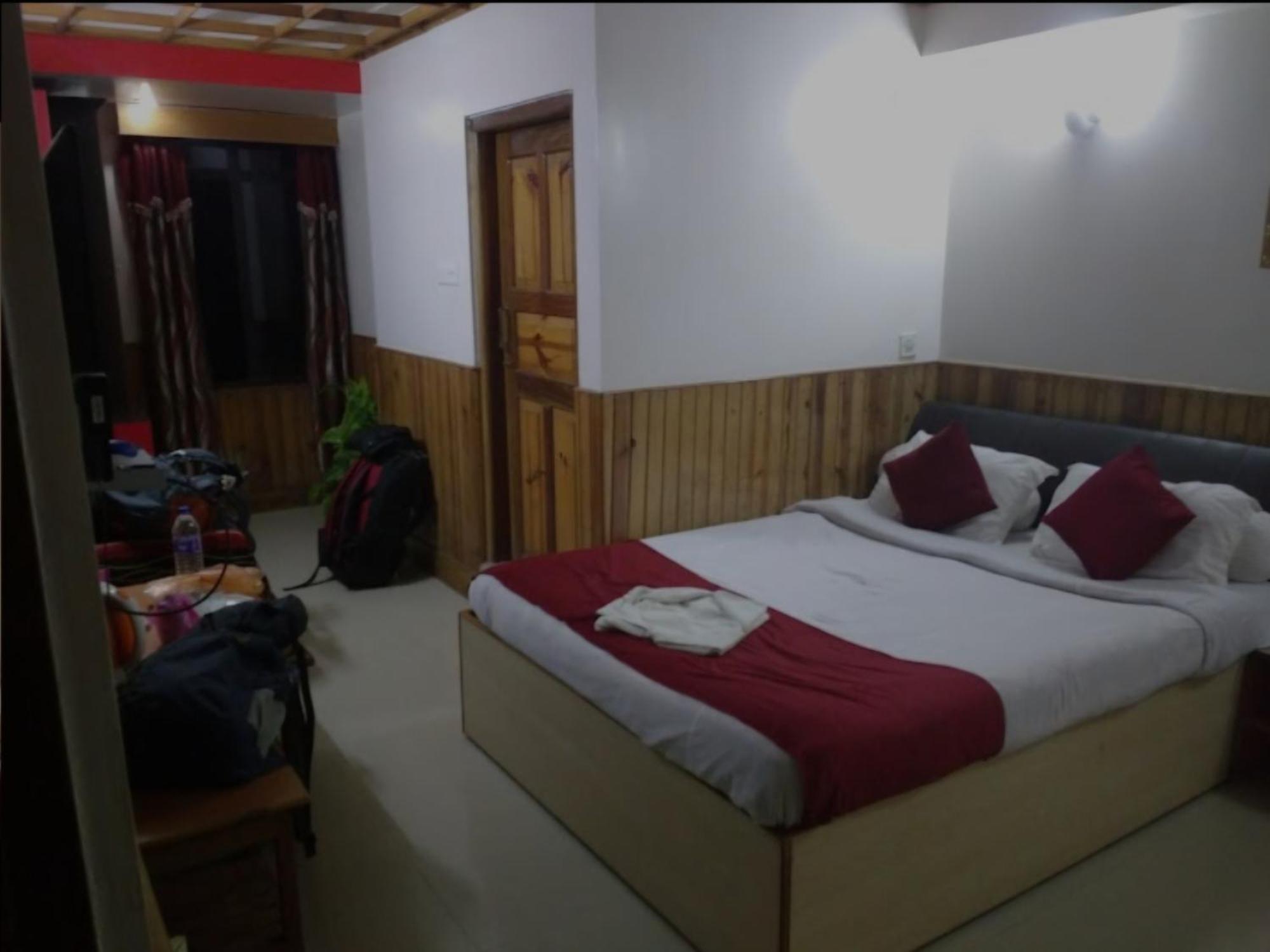 Hotel Knight Inn Shillong Eksteriør billede
